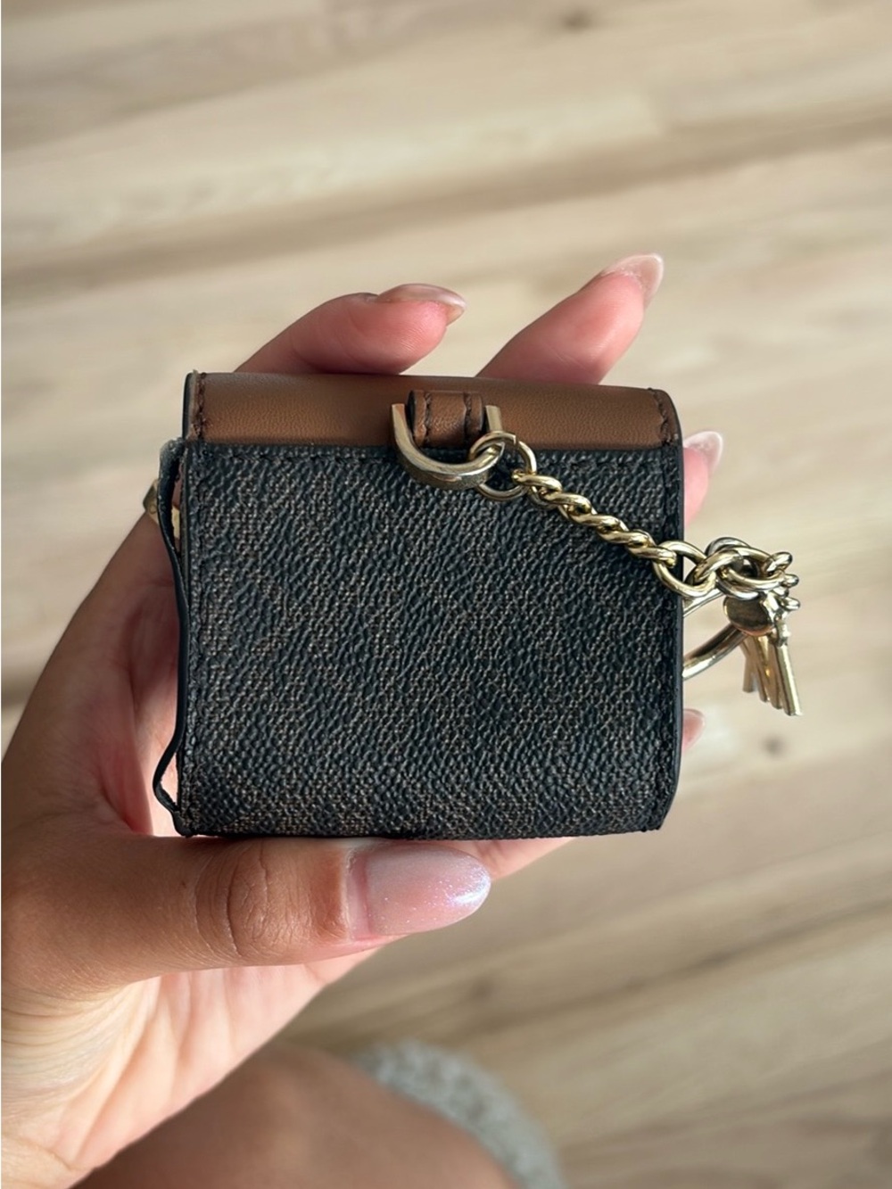 Michale Kors mini bag - Picture 3 of 7